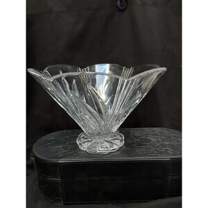 Waterford Marquis Crystal Footed Bowl in the Festival Pattern 40030385
